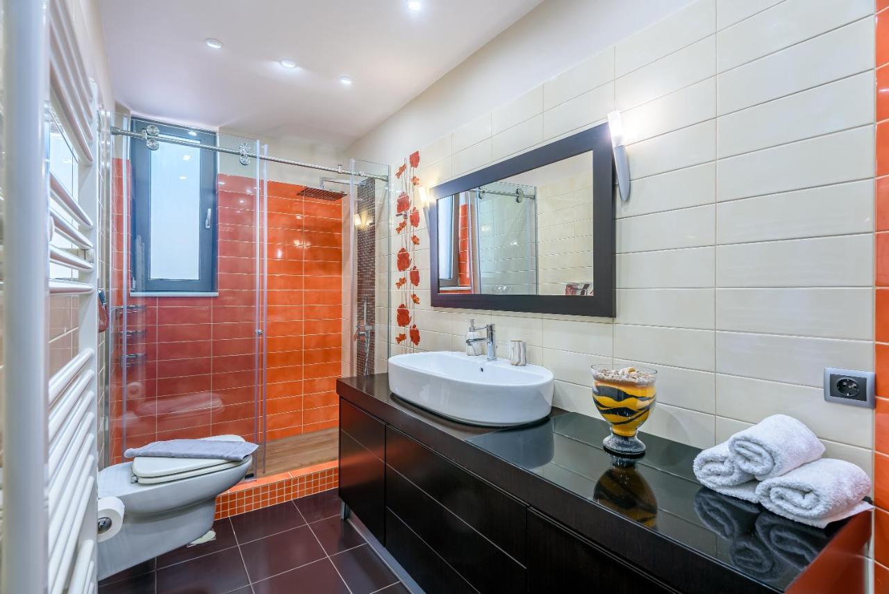 Luxury Villa In City Center With Rooftop Swimming Pool Chania  Exteriér fotografie