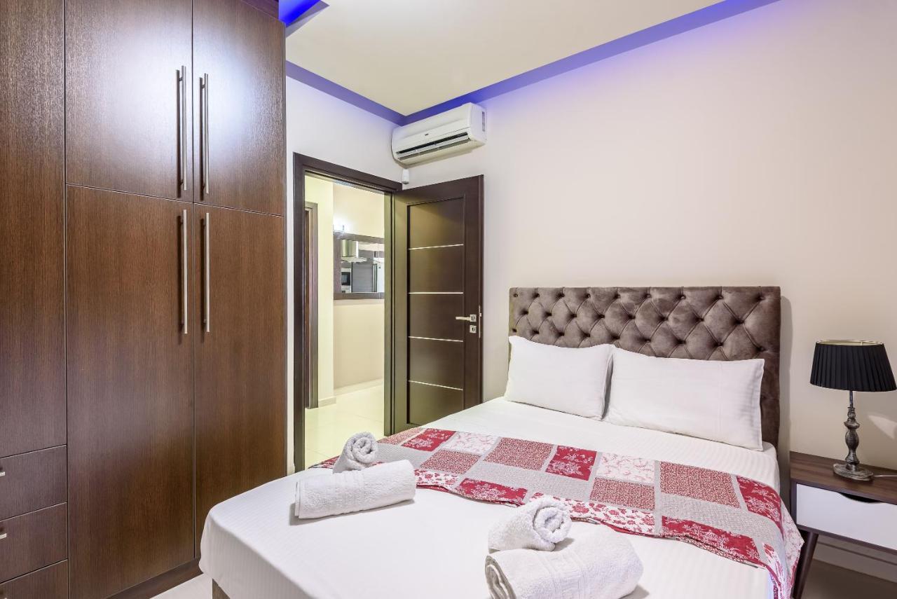 Luxury Villa In City Center With Rooftop Swimming Pool Chania  Exteriér fotografie