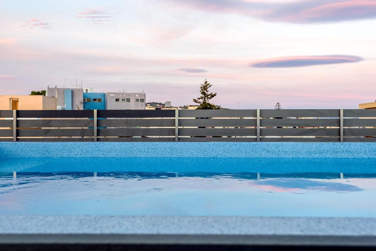 Luxury Villa In City Center With Rooftop Swimming Pool Chania  Exteriér fotografie