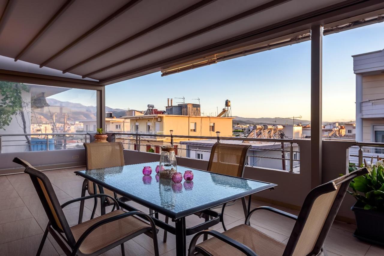 Luxury Villa In City Center With Rooftop Swimming Pool Chania  Exteriér fotografie